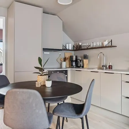Modern With Free Parking Tromso