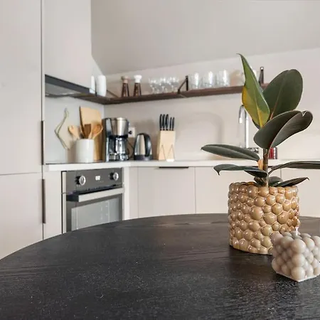 Modern With Free Parking Apartmán *