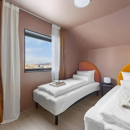 Apartmán Modern With Free Parking
